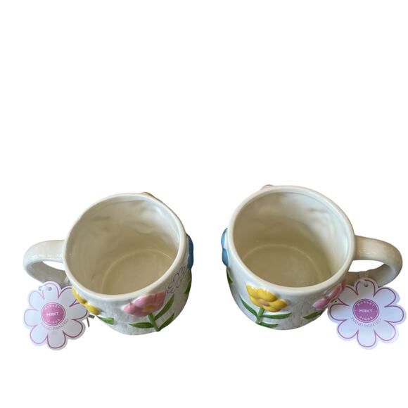 Hand Painted 3D Spring Floral Ceramic Mugs Pink Blue Yellow Set of 2 NEW - Picture 4 of 16